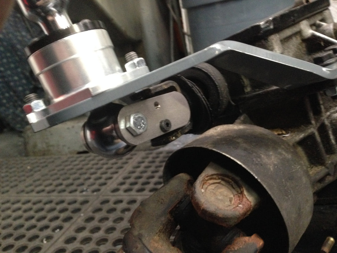 300ZX Shortened Shifter Bracket - Z32 Manual Transmissions – LOJ